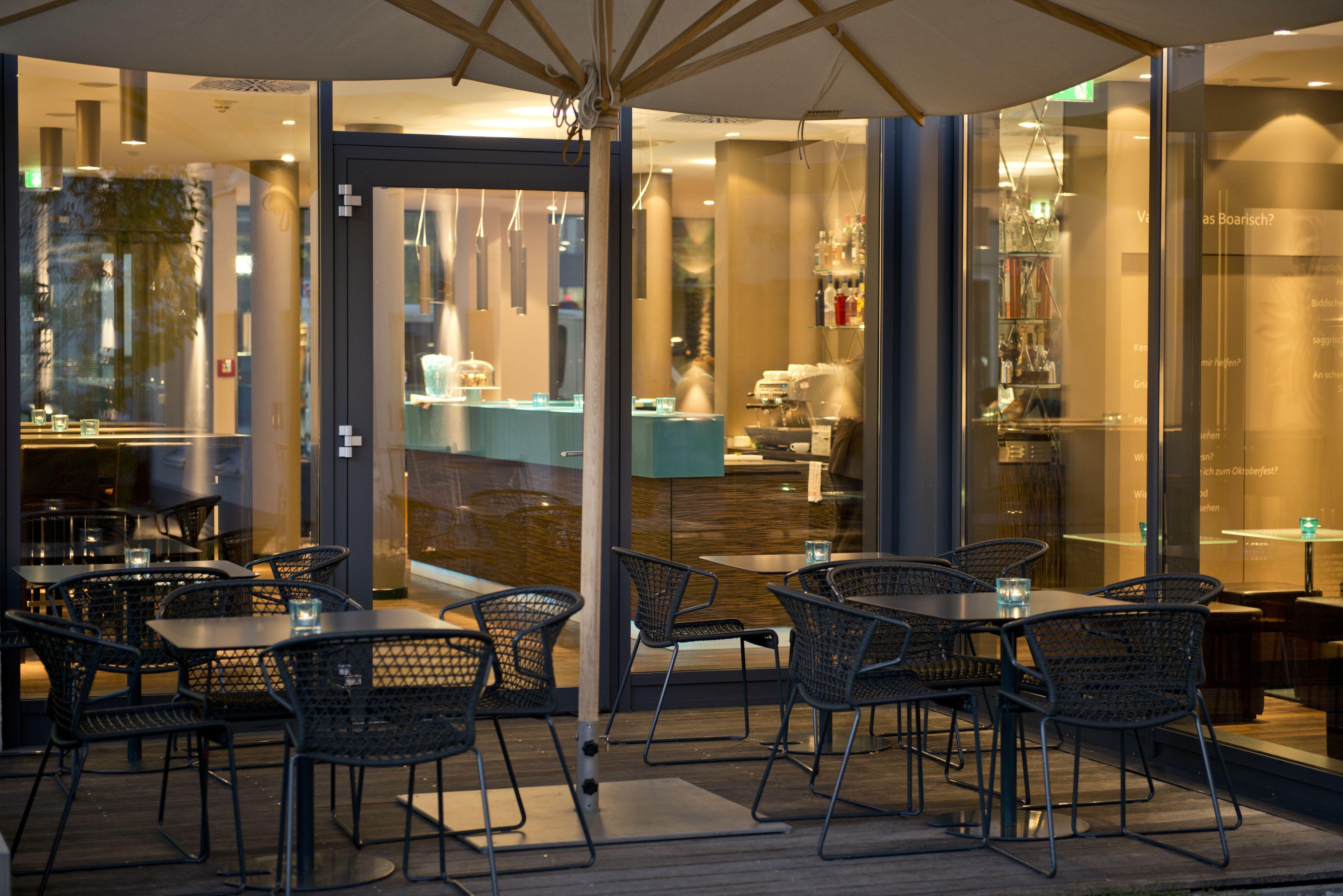 Motel One Muenchen-Westend — Fotók 3